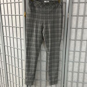 Camber Grace Women’s Gray Plaid Trousers. Size Small.
